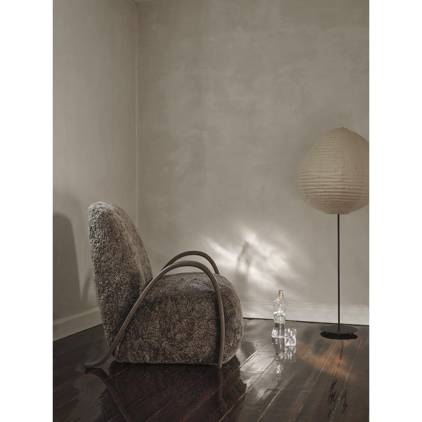 Ferm Living Kurbis Floor Lamp High Natural/ Black