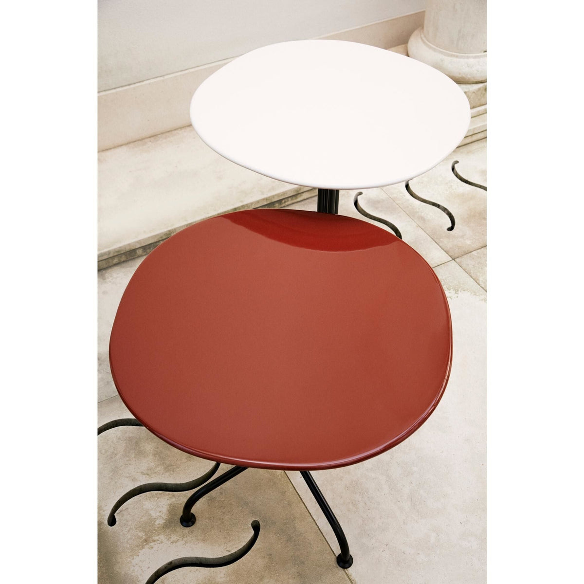 Carmel Bistro Café Table 74x75x75 Matt Black/Rock Red