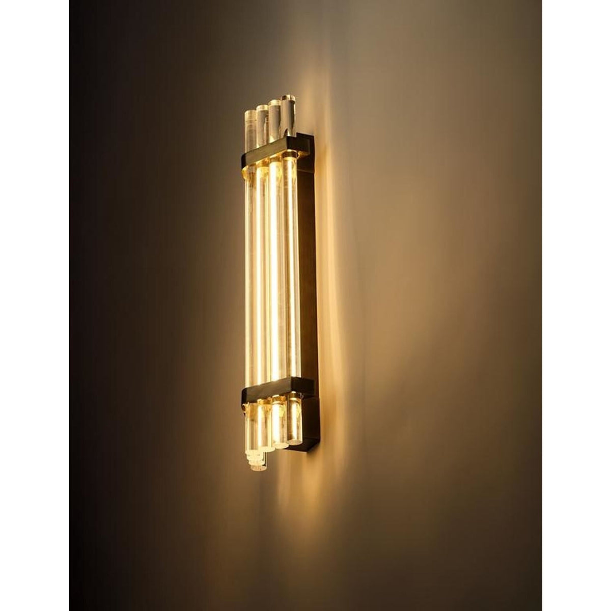 DCWéditions Seagull Wall Lamp 60 Aluminum/Acrylic