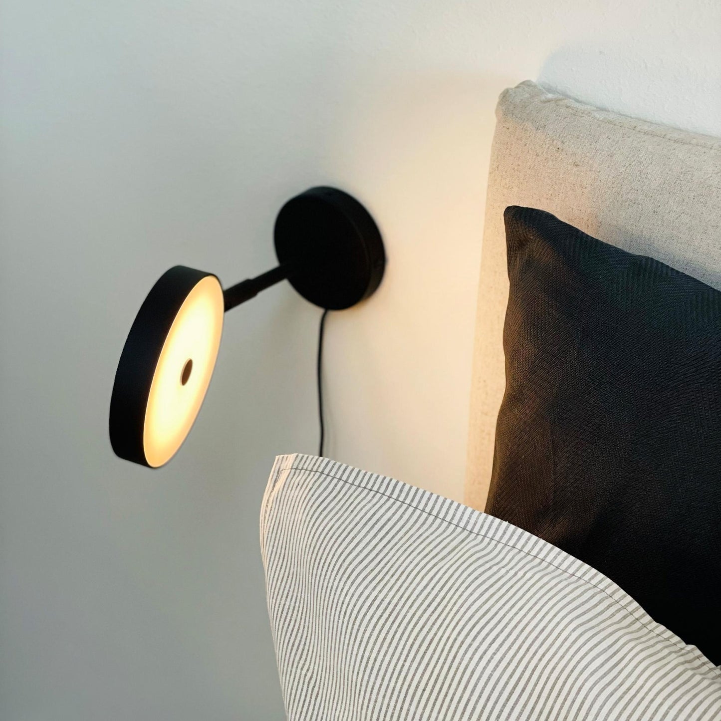 Dyberg Larsen Starlight Wall Lamp Black