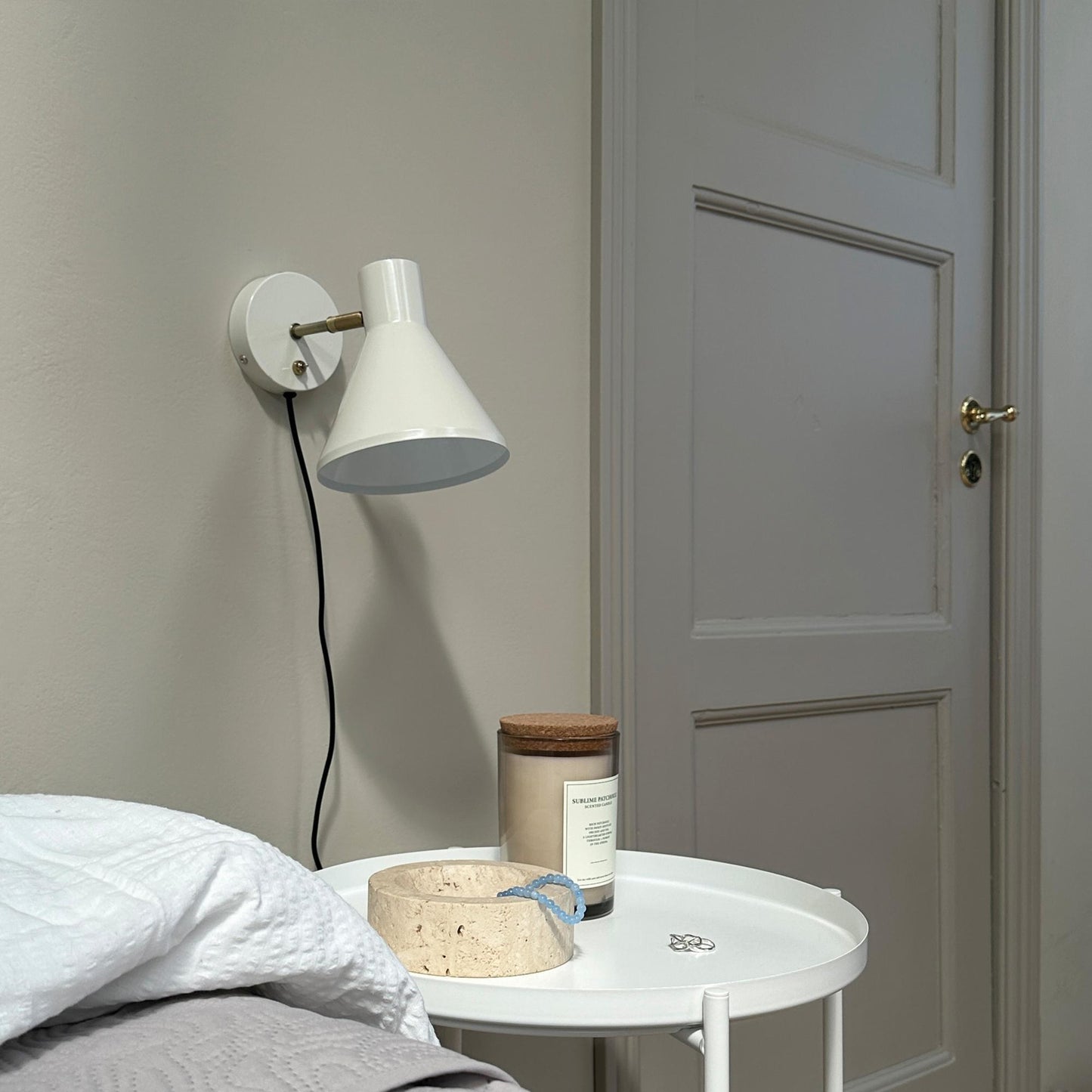 Dyberg Larsen Sleep Wall Lamp Kit White