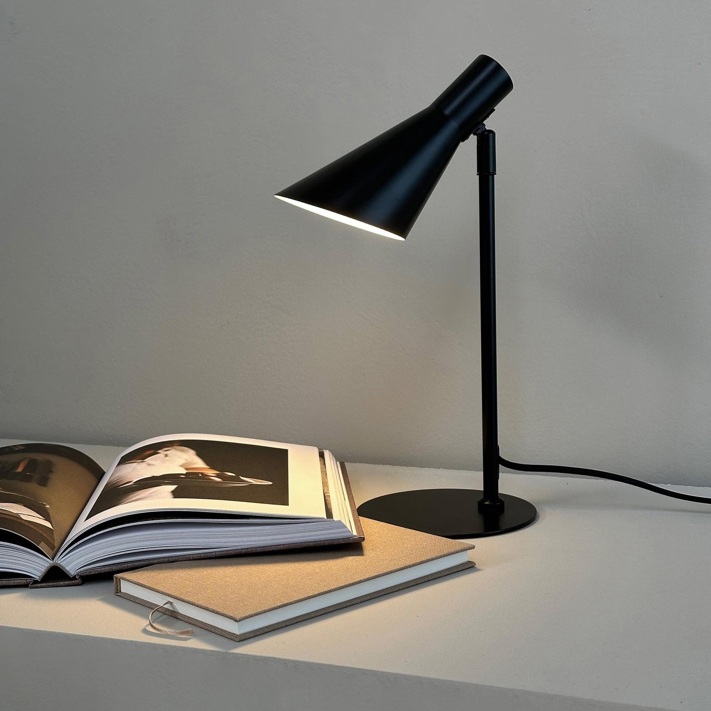 Dyberg Larsen DL12 Table Lamp Mini Black