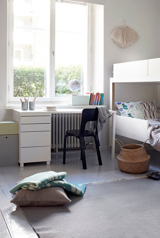 Classic desk, white