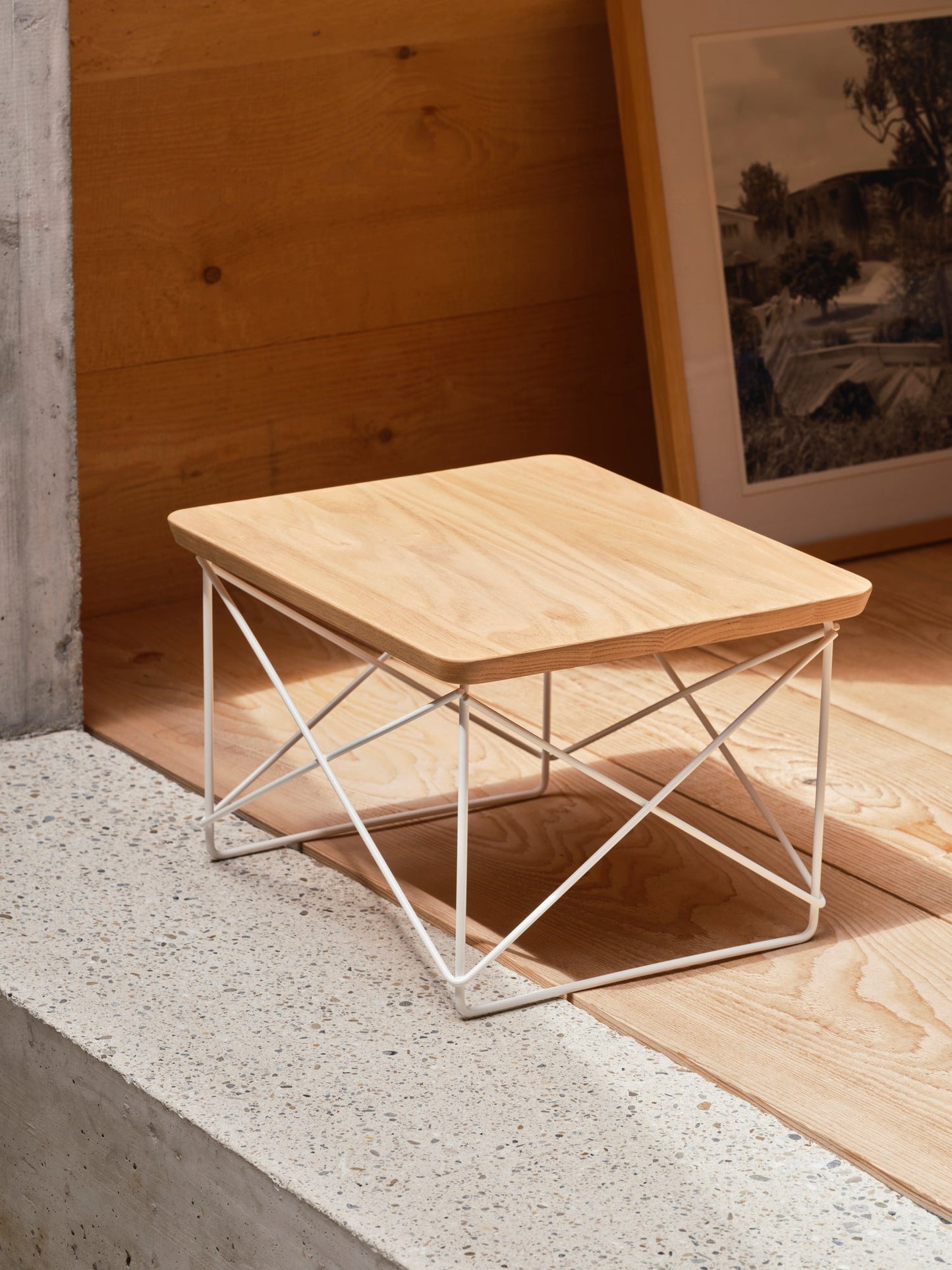 Eames LTR Occasional table, chestnut - white