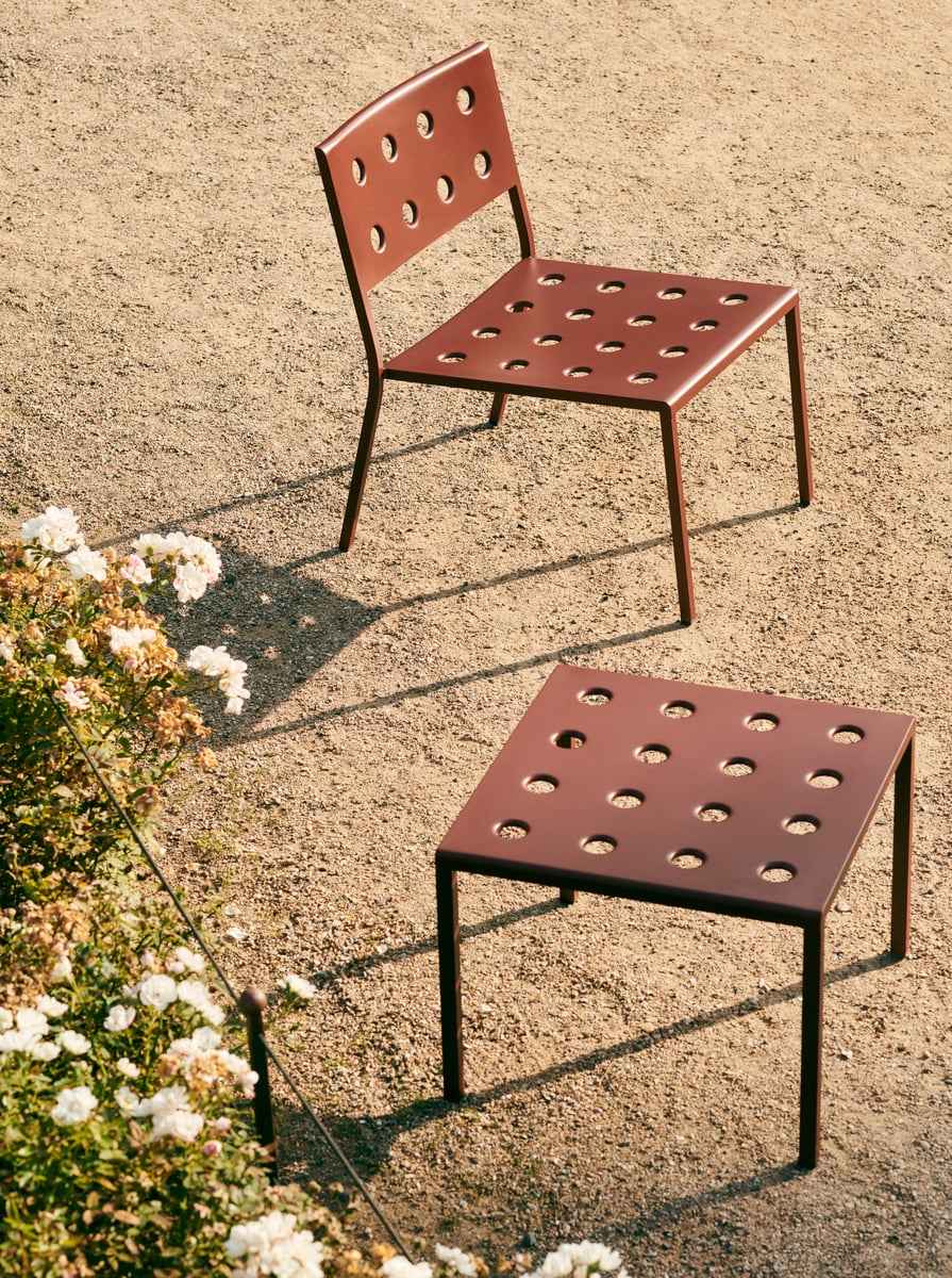 Balcony low table, 50 x 51,5 cm, iron red