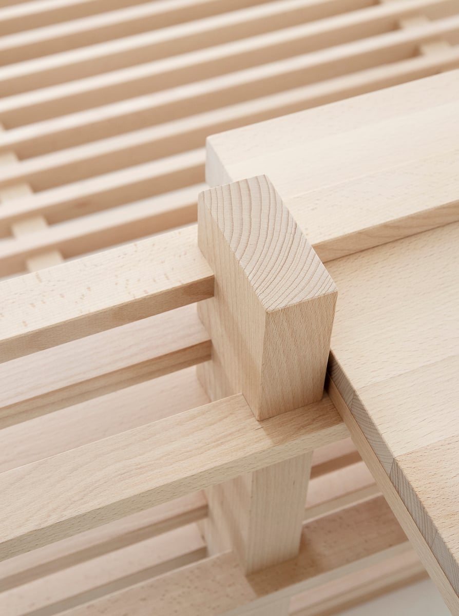 Cubile 180 desk, beech