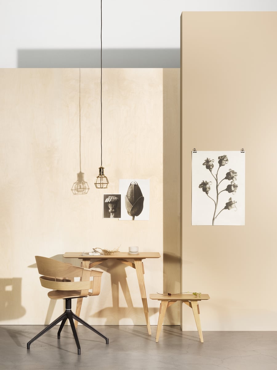 Arco side table, oak