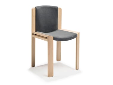 300 - Fabric chair by Karakter