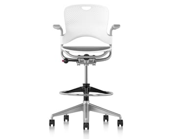 CAPER - Swivel Nylon¢ç office stool with 5-Spoke base with Armrests by Herman Miller