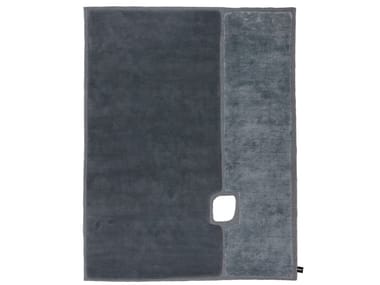 HOLE - Handmade custom rug by CC-Tapis