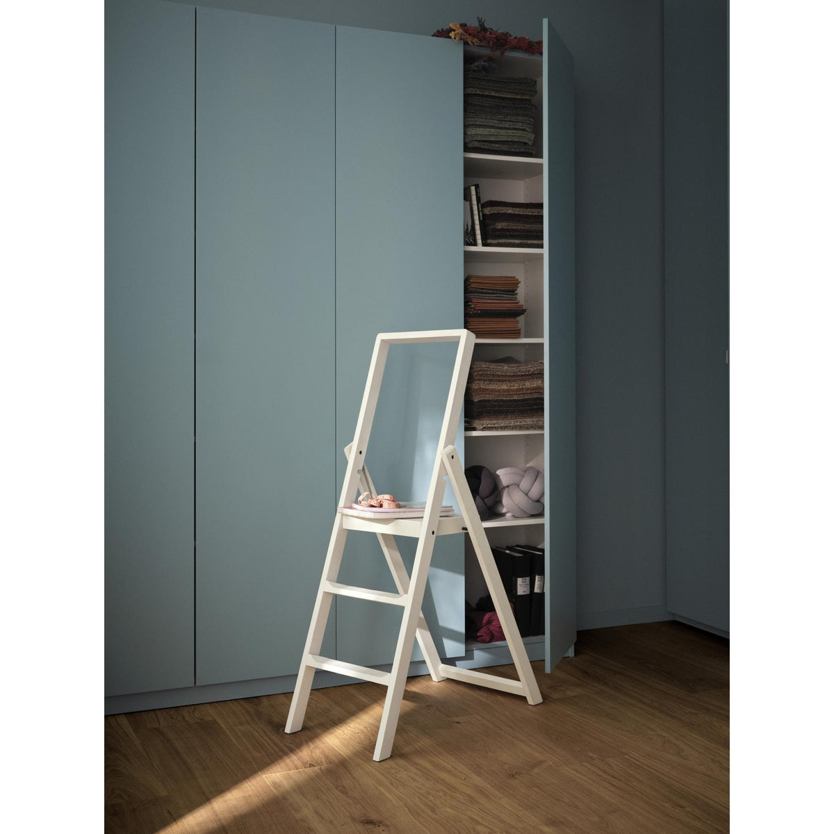 Design House Stockholm Step Ladder White