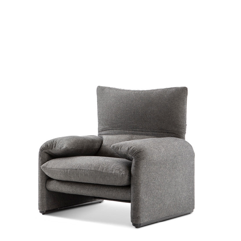 MARALUNGA LOUNGE CHAIRS by Cassina