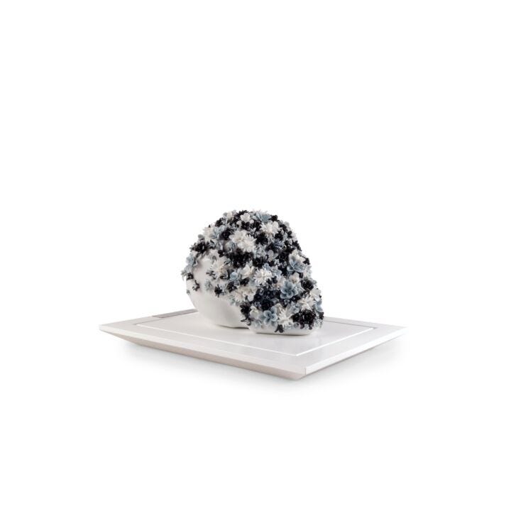 Life is Flower Sculpture by Lladró #Black&White
