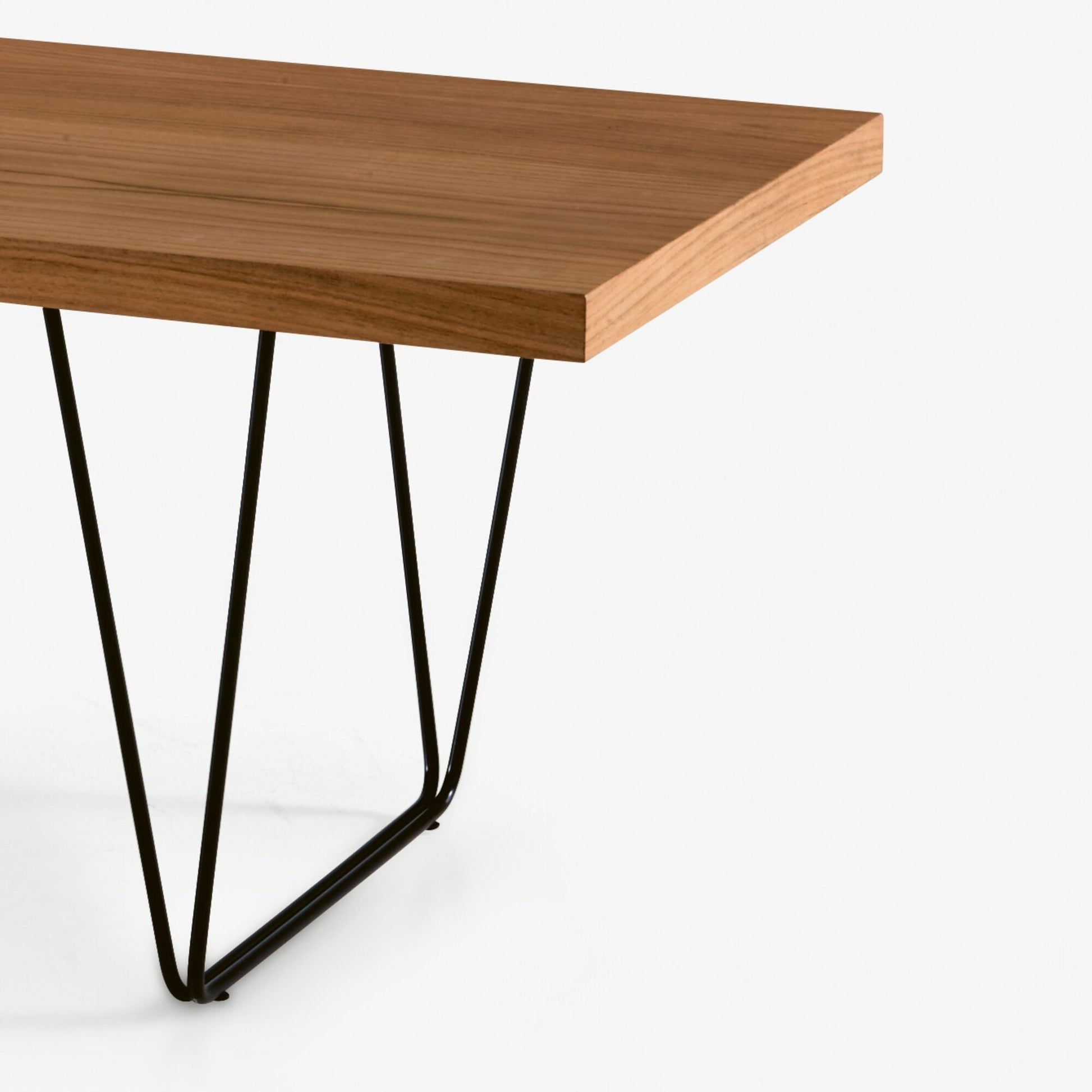 Ligne Roset CM 191 Cherry detail