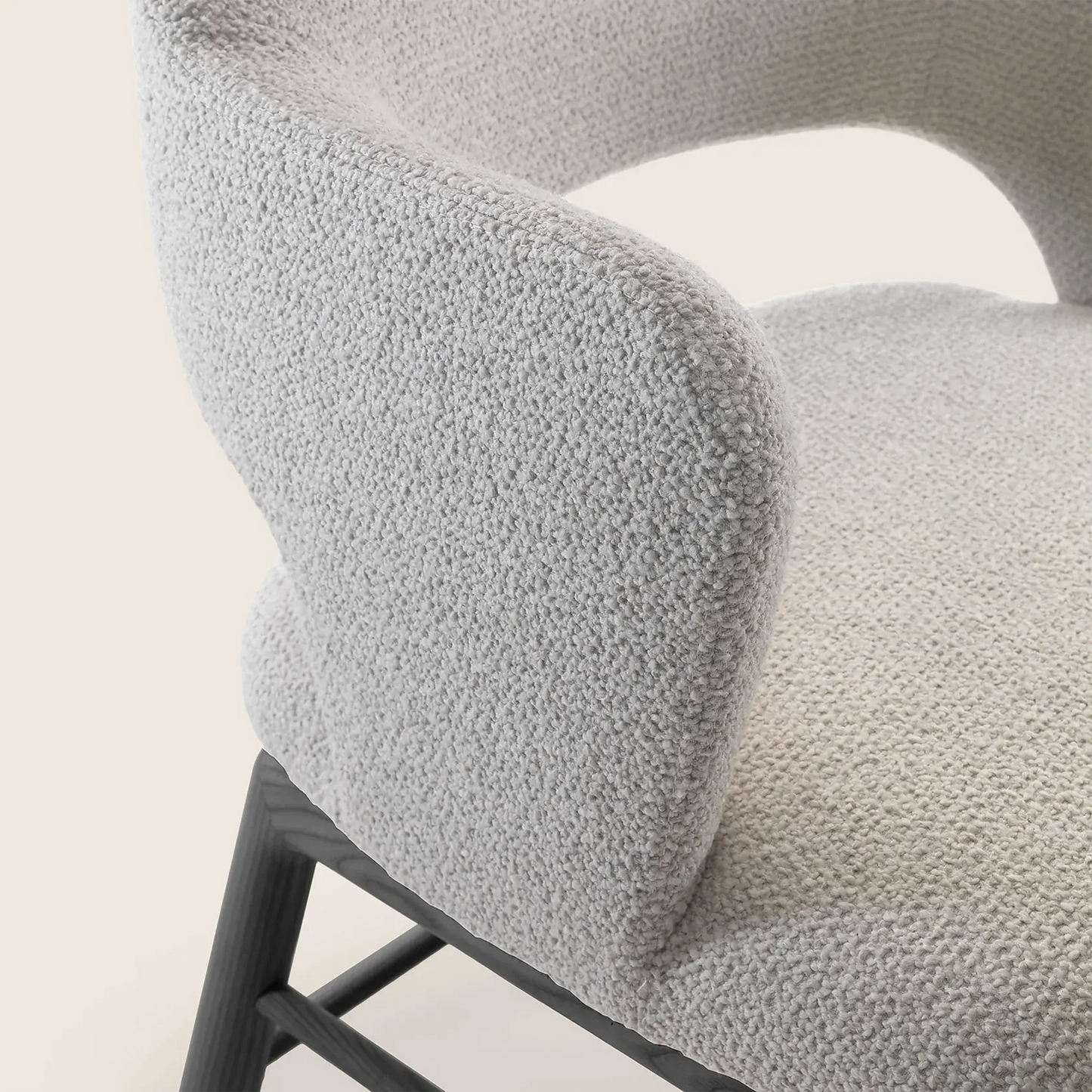ALMA Chairs