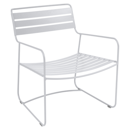 SURPRISING LOW ARMCHAIR by Fermob