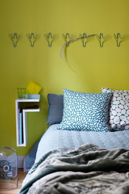 F-shelf, right, white