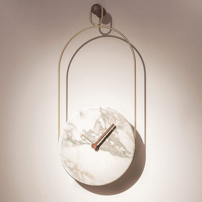 ESLABÓN Wall Clock by Nomon