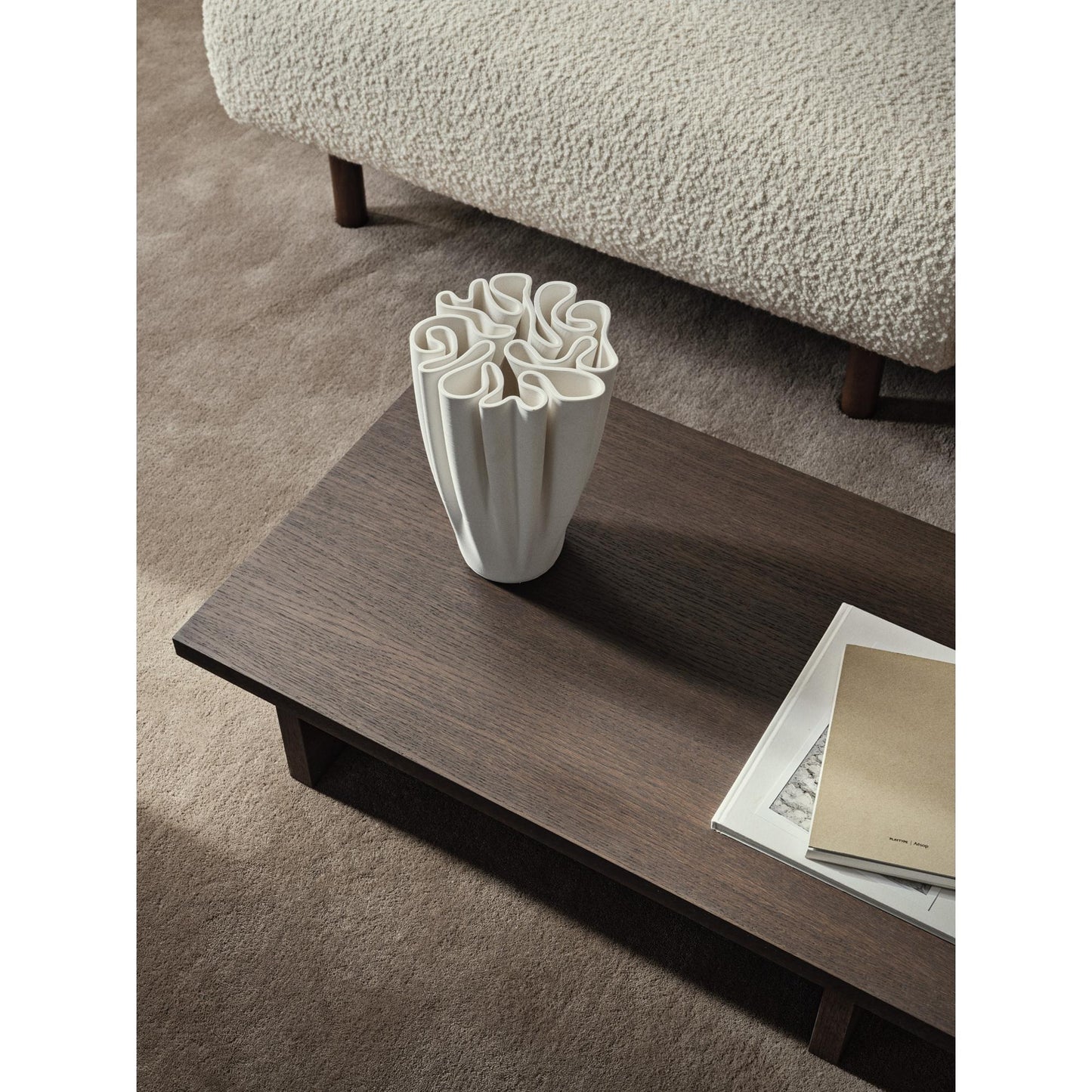 Ferm Living Dedali Vase H25 Off-White