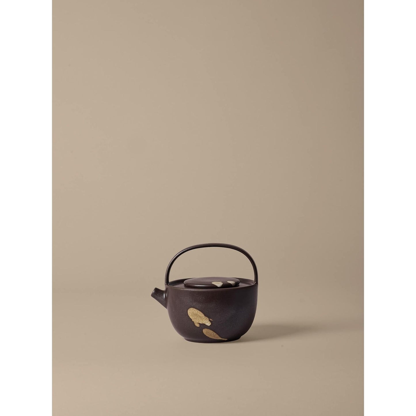 Ferm Living Koyo Teapot Dark Brown/Buff