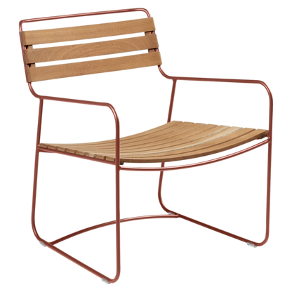 SURPRISING TEAK LOW ARMCHAIR by Fermob