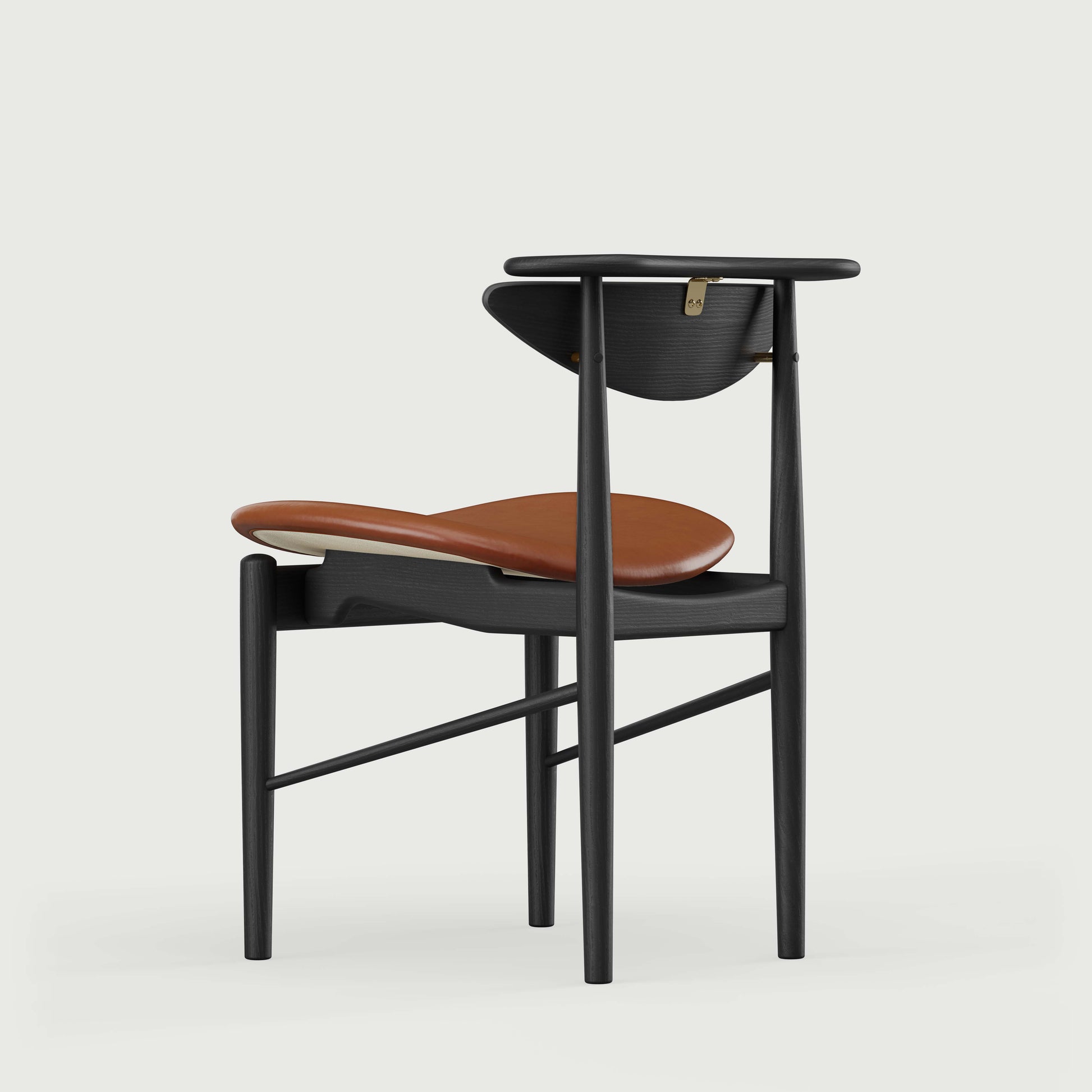 THE READING CHAIR by House of Finn Juhl #Oak Black Painted  / Vegetal | 95 | Cognac / Walnut 