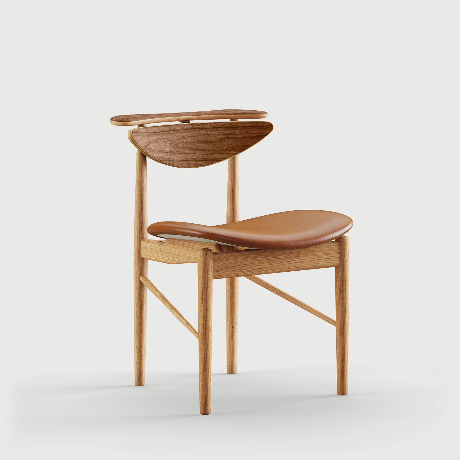 THE READING CHAIR by House of Finn Juhl #Oak Dark Oil / Walnut  / Vegetal | 95 | Cognac / Walnut 