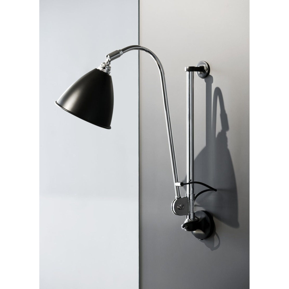 Bestlite BL5 Wall Light Brass & Porcelain