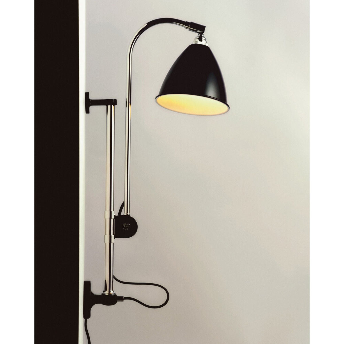 Bestlite BL5 Wall Light Brass & Porcelain