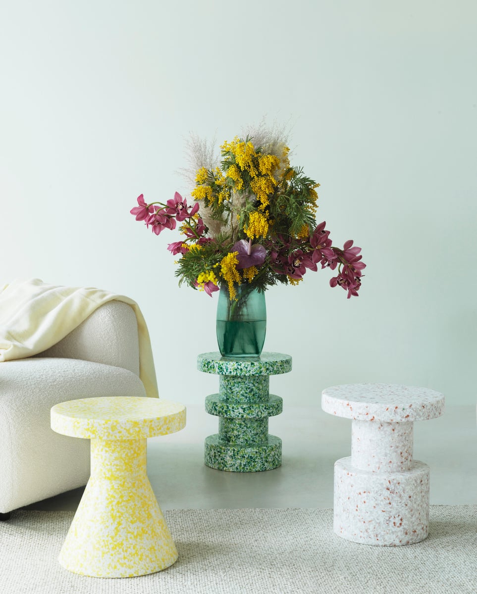 Bit stool, white