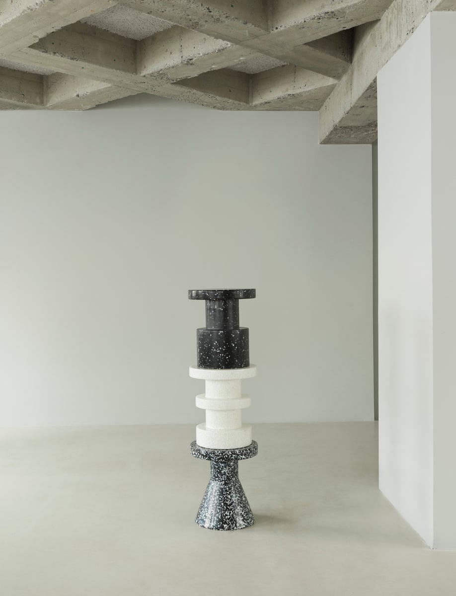 Bit stool, stack, white