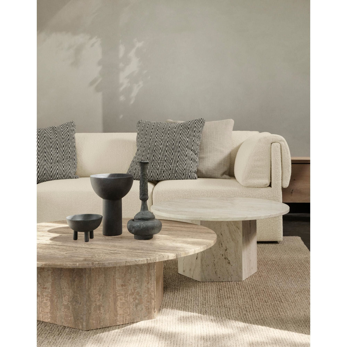 Epic Coffee Table Round Ø110 Burnt Red Travertine