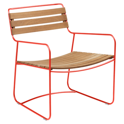 SURPRISING TEAK LOW ARMCHAIR by Fermob