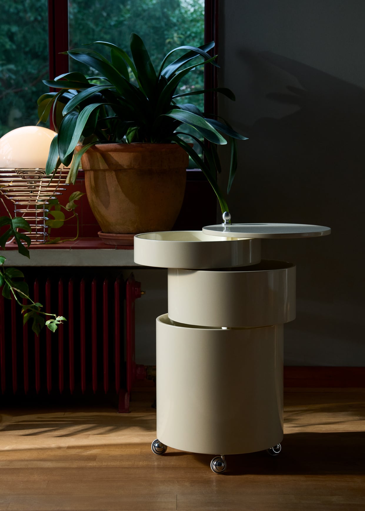 Barboy trolley, glossy creamy white