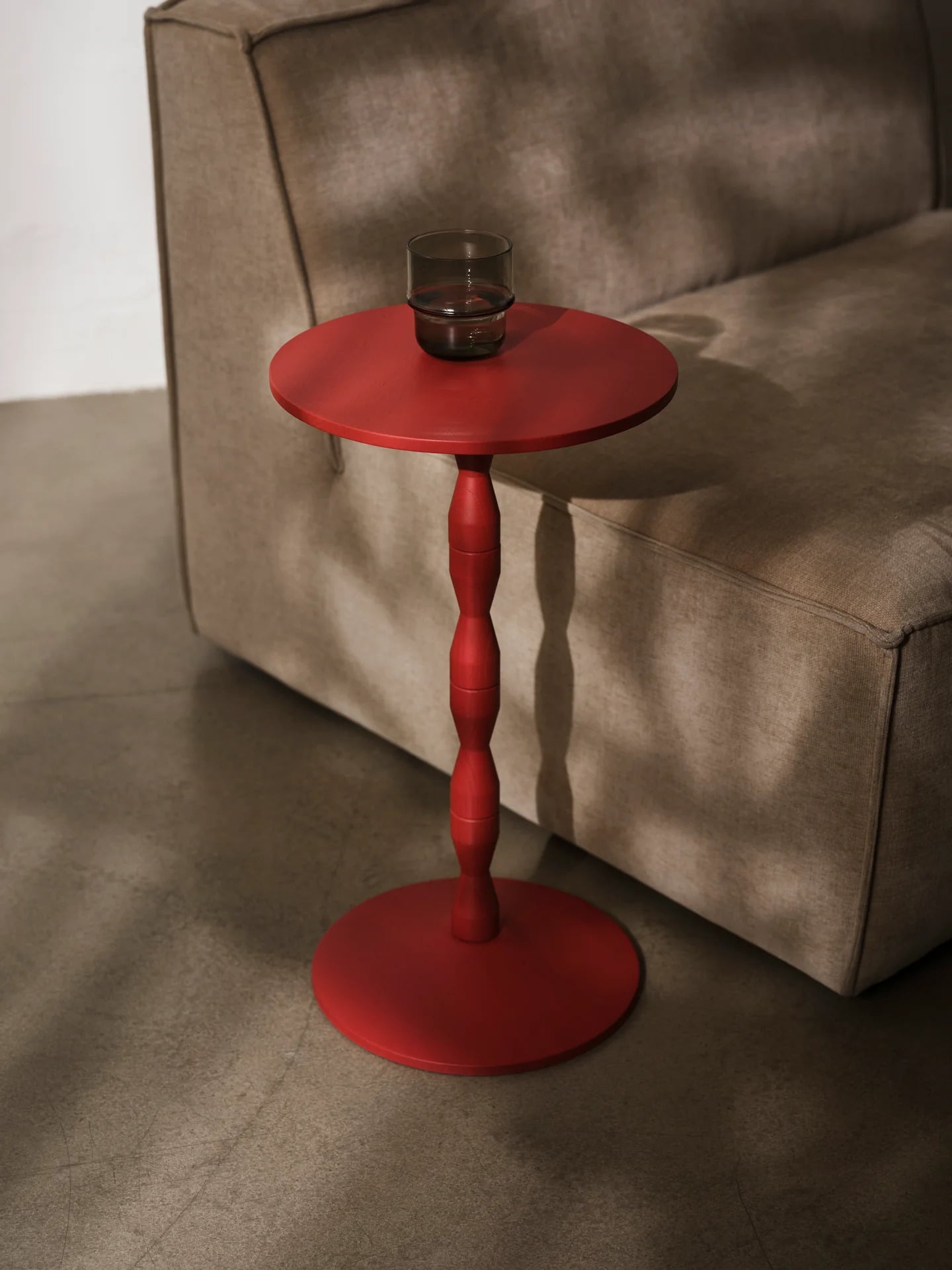 Pedestal side table, red