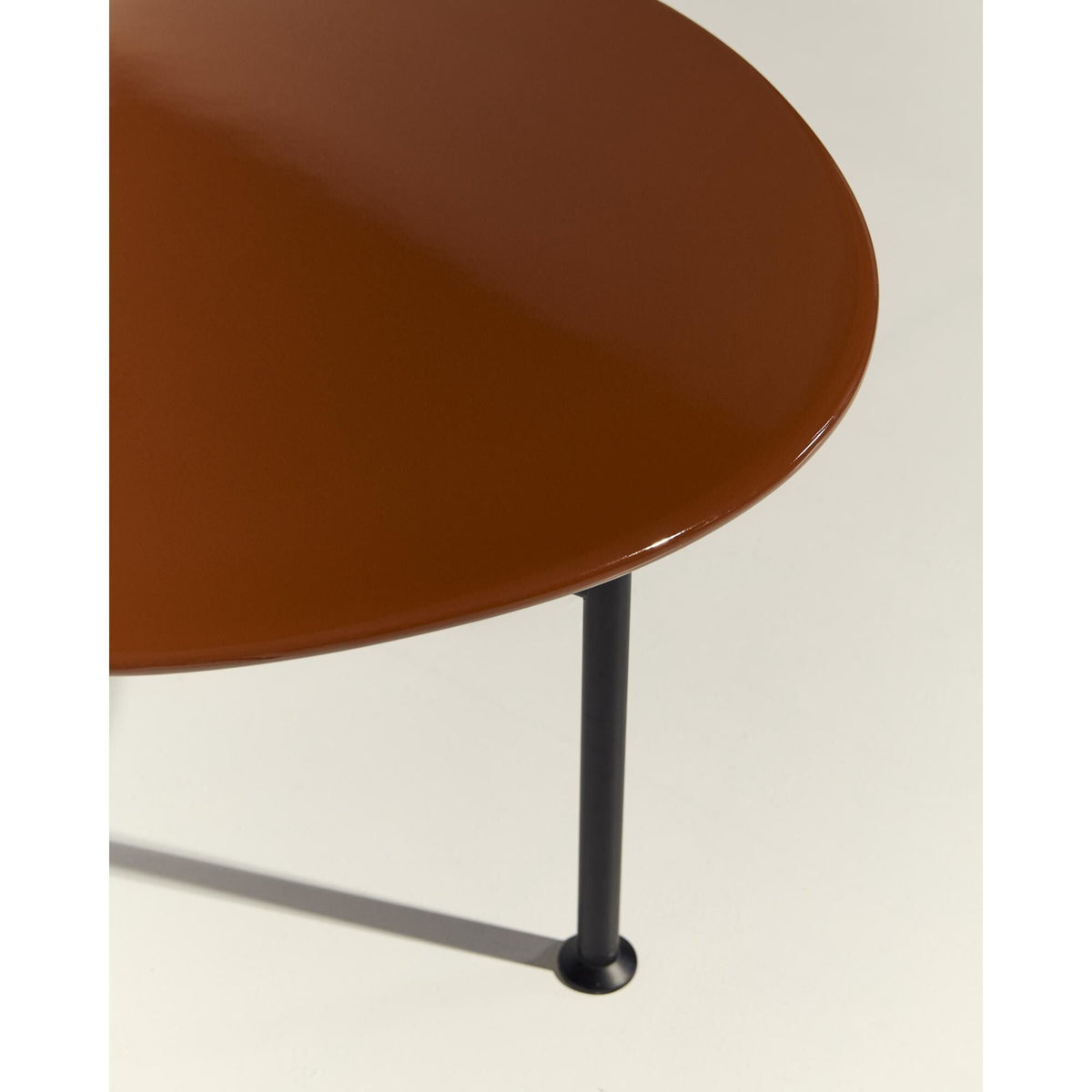 Carmel Coffee Table 60x60 Rock Red