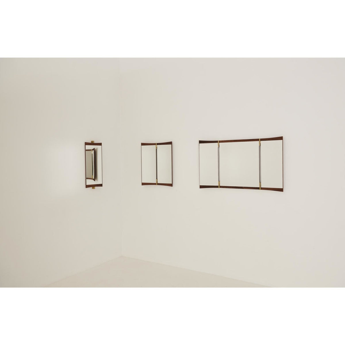 Vanity 3 Mirror American Walnut