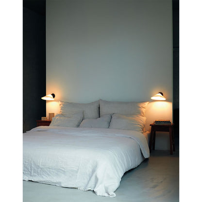 DCWéditions Plume Wall Lamp Porcelain/ Black