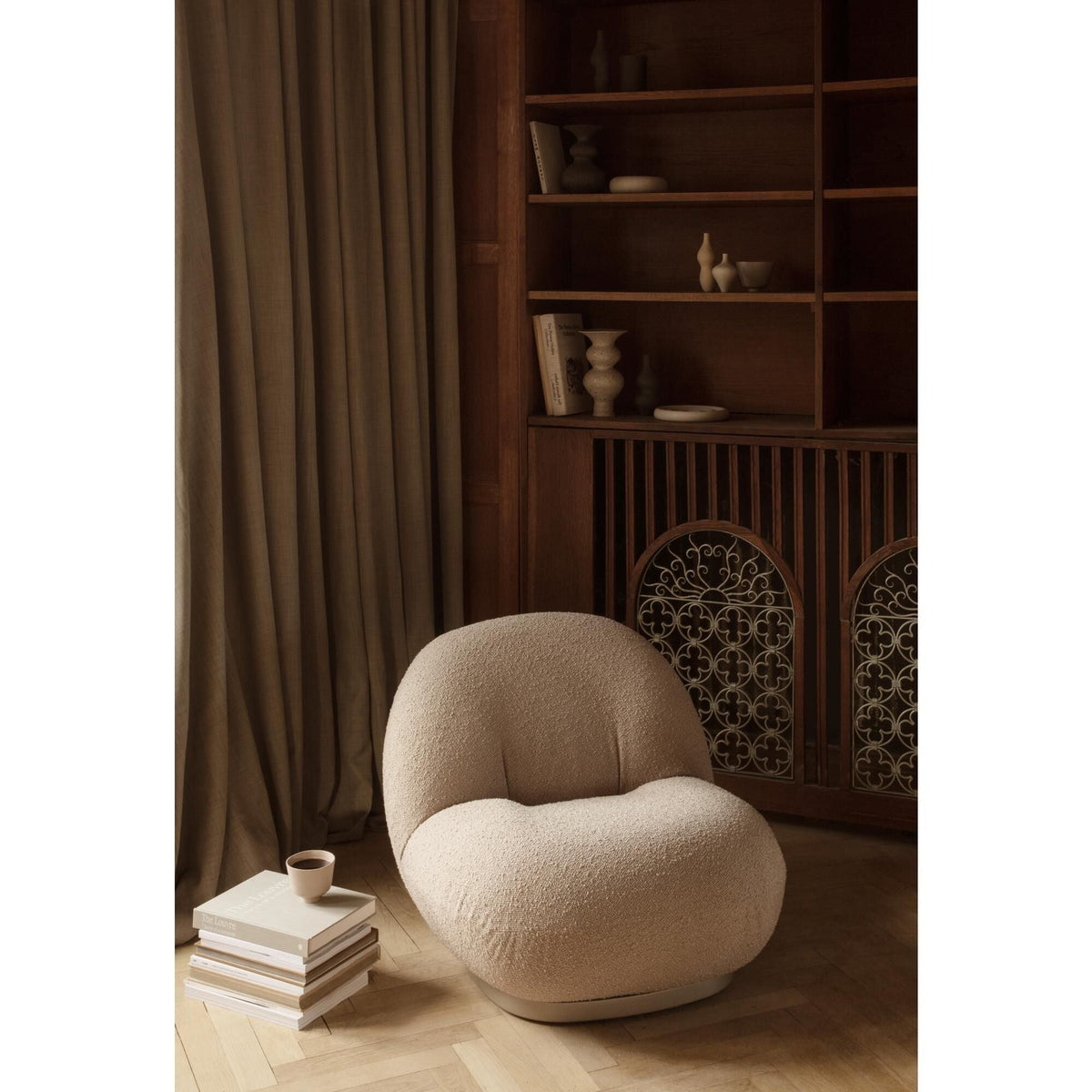 Pacha Armchair Mumble 10 With Base In Pearl Gold