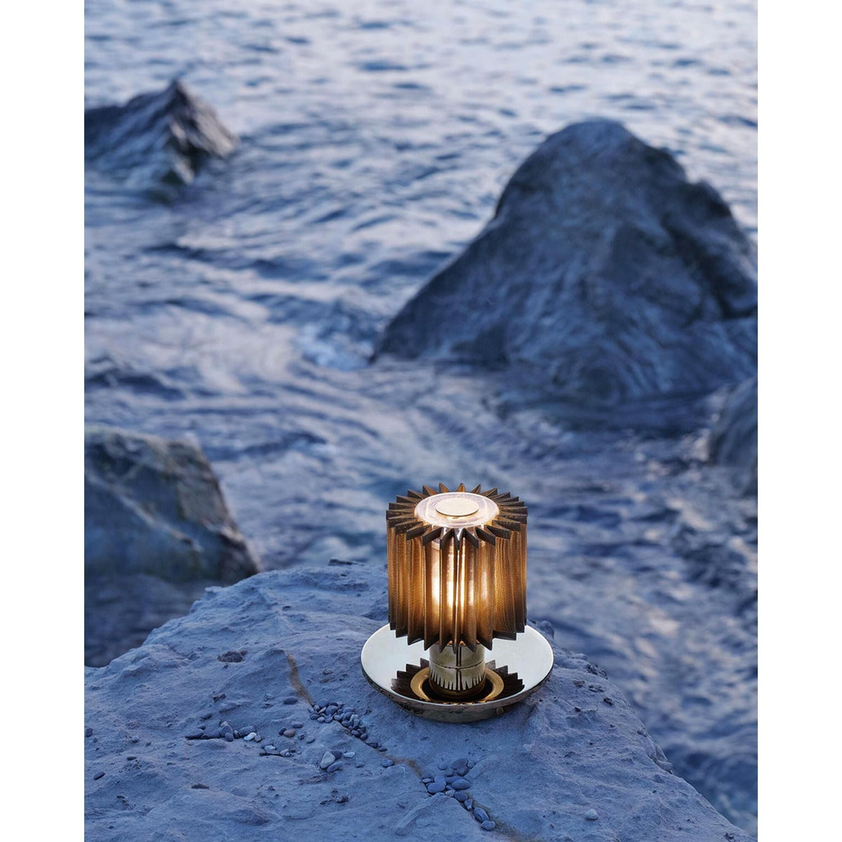 DCWéditions In The Sun Table Lamp Gold