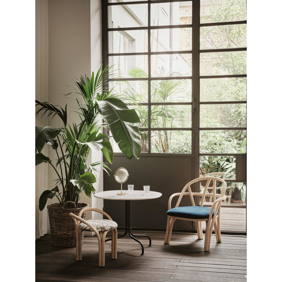 Bistra Dining Chair With Armrests Ebony Painted