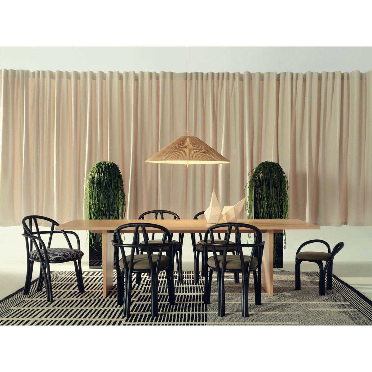 Bistra Dining Chair With Armrests Ebony Painted