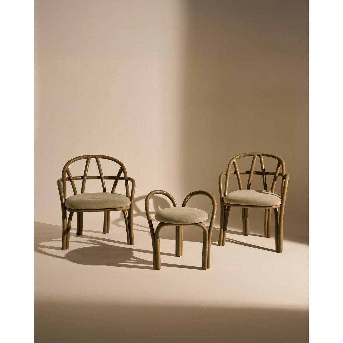 Bistra Stool Olive Stained Rattan/Fustagno Limonta 003