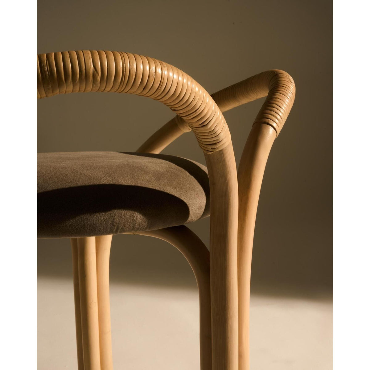 Bistra Stool Olive Stained Rattan/Fustagno Limonta 003