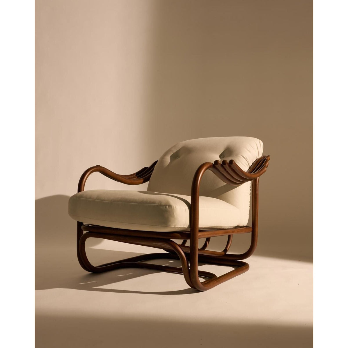 Poltrone Tria Armchair
