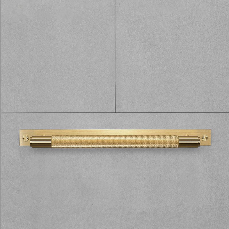 Buster + Punch Pull Bar Cross