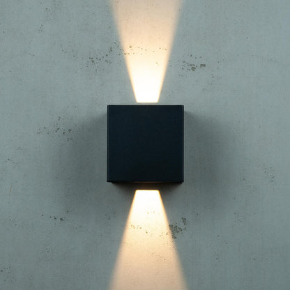 Dyberg Larsen Venus Wall Lamp Outdoor Black