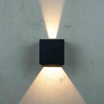 Dyberg Larsen Venus Wall Lamp Outdoor Black