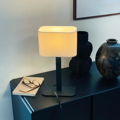 Dyberg Larsen Calix Table Lamp Natural/ Black