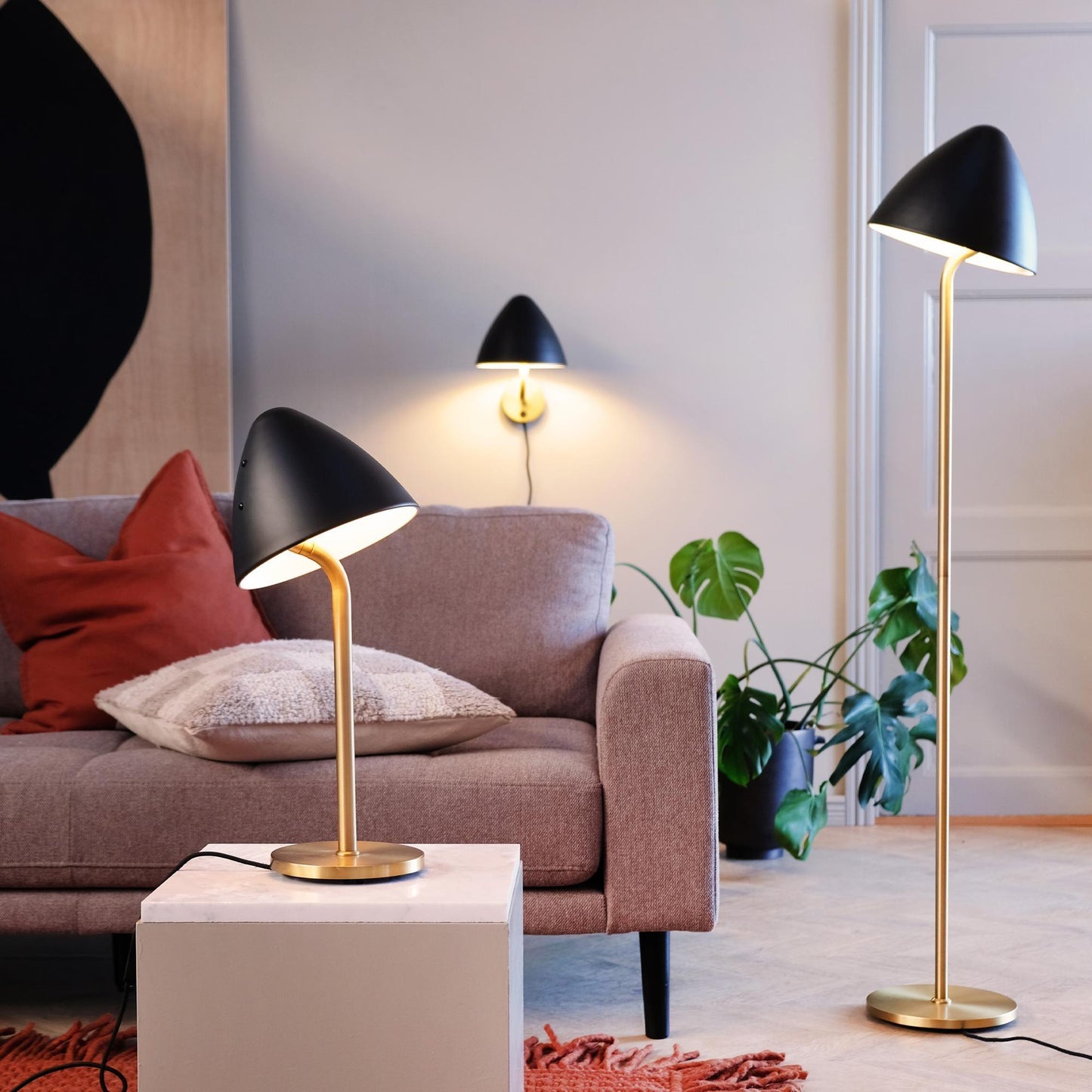 Dyberg Larsen Oulu Table Lamp Black/ Brass